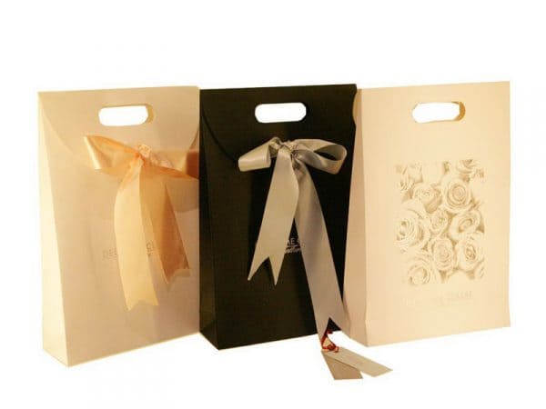 túi giấy fort thắt nơ