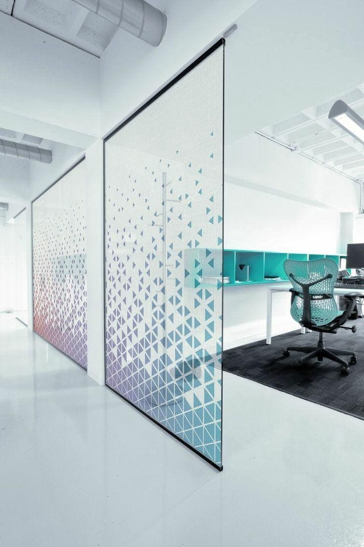 in decal trong dán kính