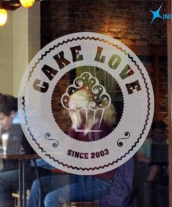 đề can trang trí quán cafe có kính