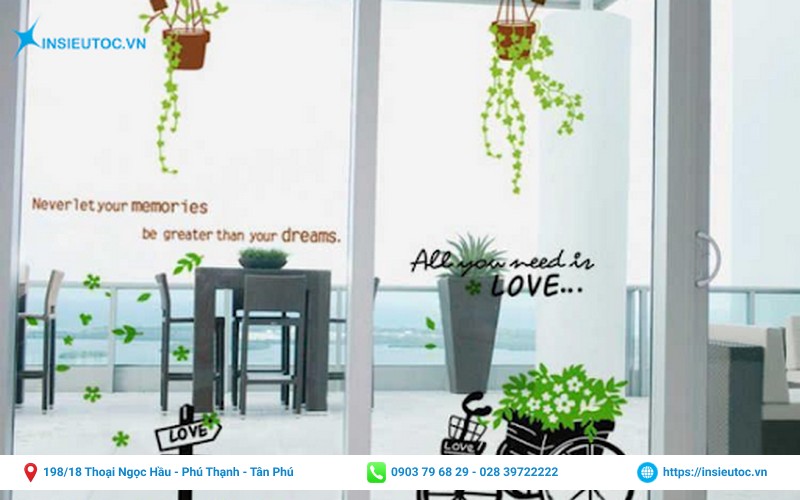 mẫu giấy dán kính trong nhà hàng