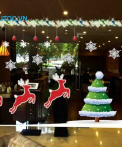 Decal trang trí tại In Siêu Tốc có nhiều ưu điểm vượt trội