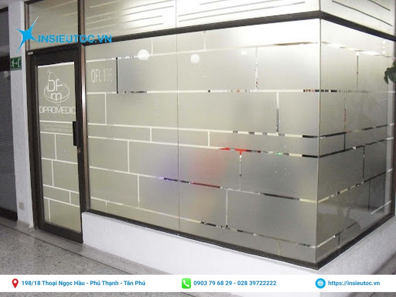 dán kính để đảm bảo sự riêng tư