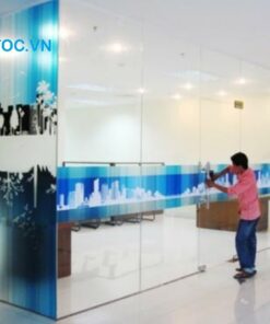 Thi công dán decal mờ dễ dàng