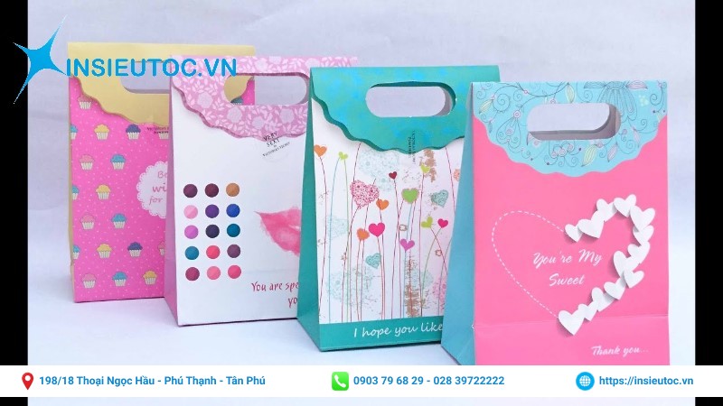 Mẫu túi giấy nắp gập đựng quà phổ biến