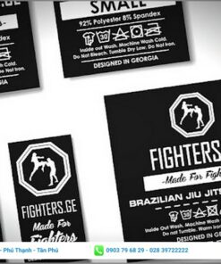 tag treo quần áo màu đen sang trọng