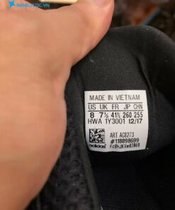 mẫu tem xuất xứ gắn trên giày thể thao