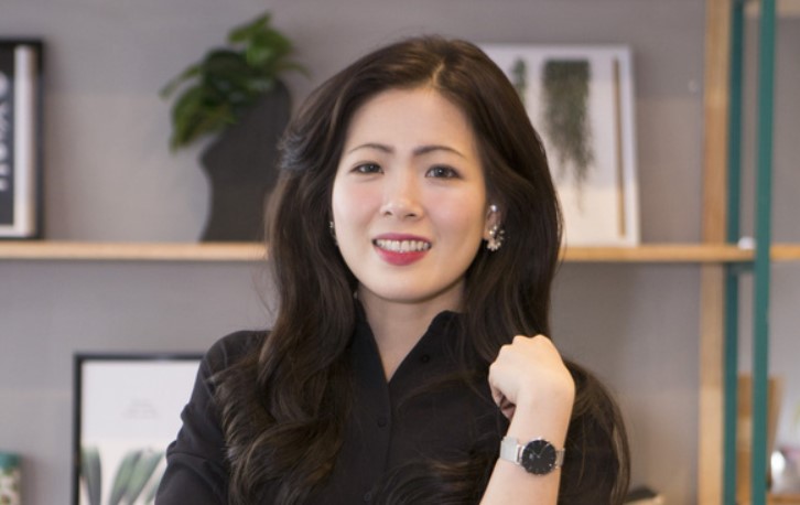 Chị Phạm Trần Hồng Diễm - Giám Đốc Marketing Công ty Song Vũ