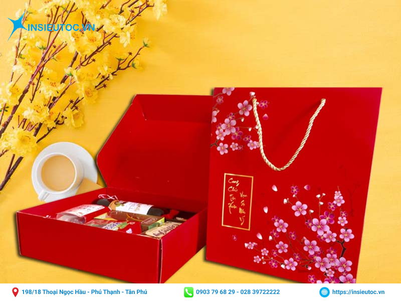 Combo túi xách đựng lịch tết cùng hộp đựng quà Tết