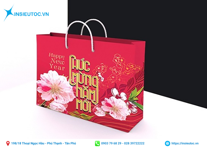 Mẫu túi đựng lịch có họa tiết hoa đào nhẹ nhàng