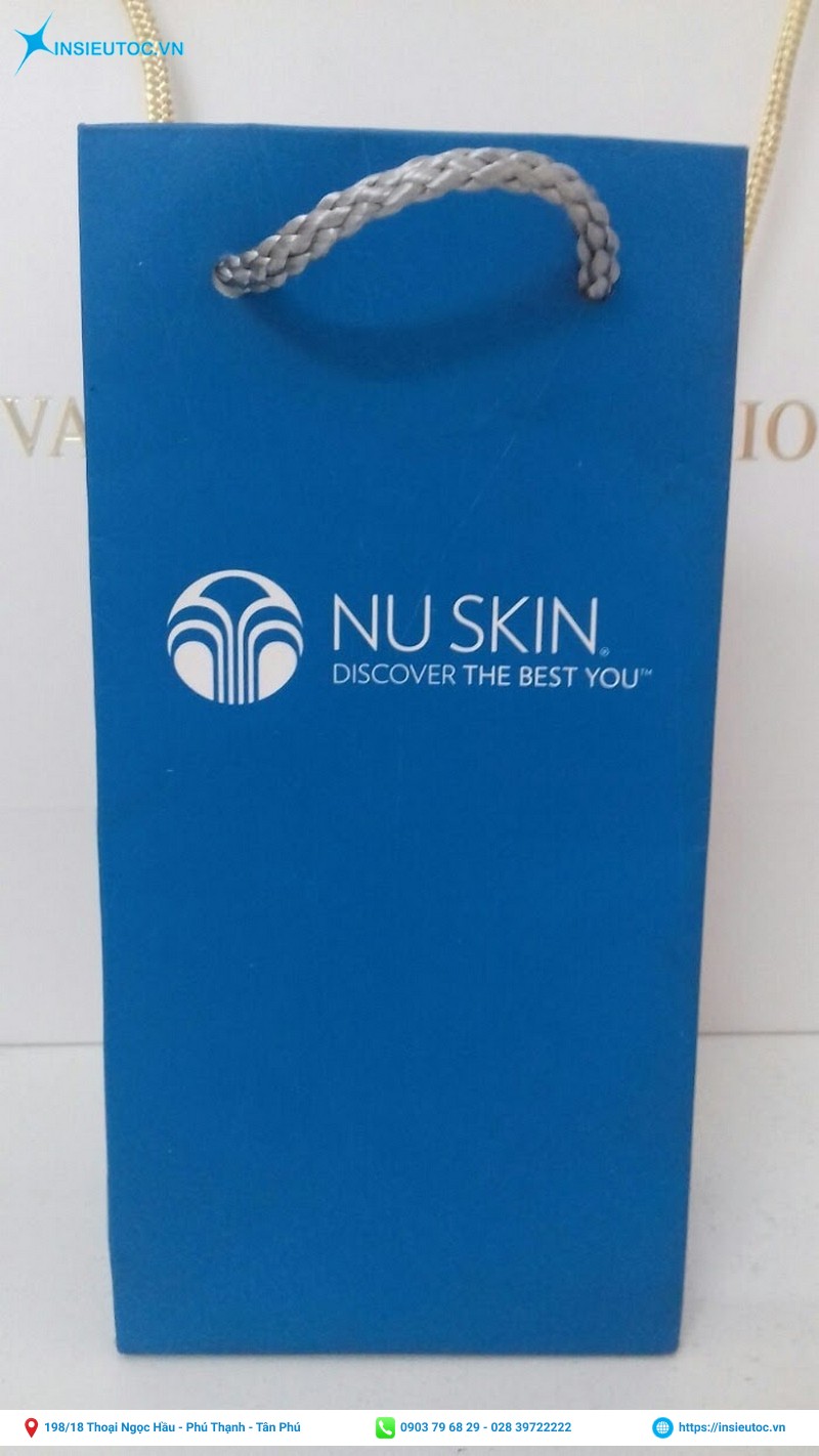 Túi đựng mỹ phẩm màu xanh