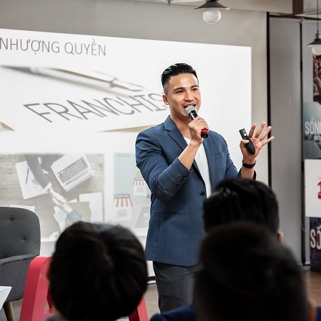 Anh Trần Gia Vĩnh - Cổ đổng sáng lập chuỗi cà phê Passio Coffee