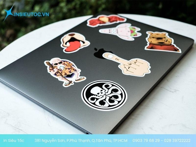 Sticker dán laptop thiết kế độc lạ Sticker dán laptop thiết kế độc lạ