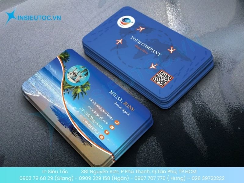 Mẫu card visit đại lý vé máy bay chăm sóc khách hàng tốt hơn với mã QR