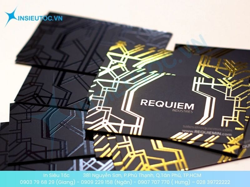 Mẫu card visit sử dụng hiệu ứng ép kim làm nổi bật công ty