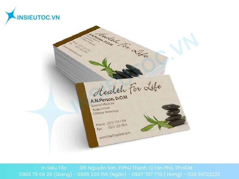Mẫu card visit Đông y phong cách mộc mạc trên chất liệu giấy Kraft