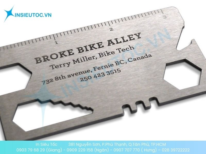 Name Card đục lỗ đặc biệt