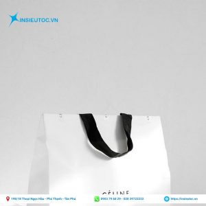 Lựa chọn chất liệu giấy làm túi rất quan trọng. Chất liệu giấy đẹp làm túi cho shop thời trang