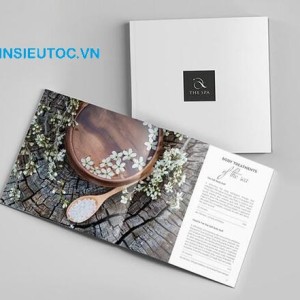Catalogue dạng cửa sổ có tính thẩm mỹ cao. Tư vấn thiết kế Catalog Spa đẹp ở TPHCM
