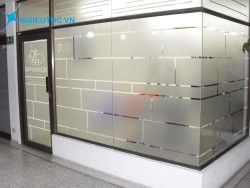 Mẫu decal họa tiết ô gạch độc đáo