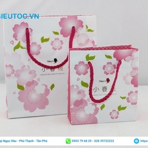 Túi giấy đựng quà hoa anh đào túi đựng quà in họa tiết