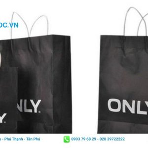 Mẫu túi giấy sử dụng nền tối làm nổi bật tên thương hiệu, an toàn với môi trường Mẫu túi giấy có nền tối màu đen