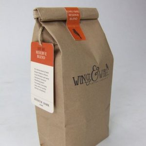 Túi giấy gói hàng không quai hay được sử dụng trong hàng ăn uống. Túi kraft đứng không quai